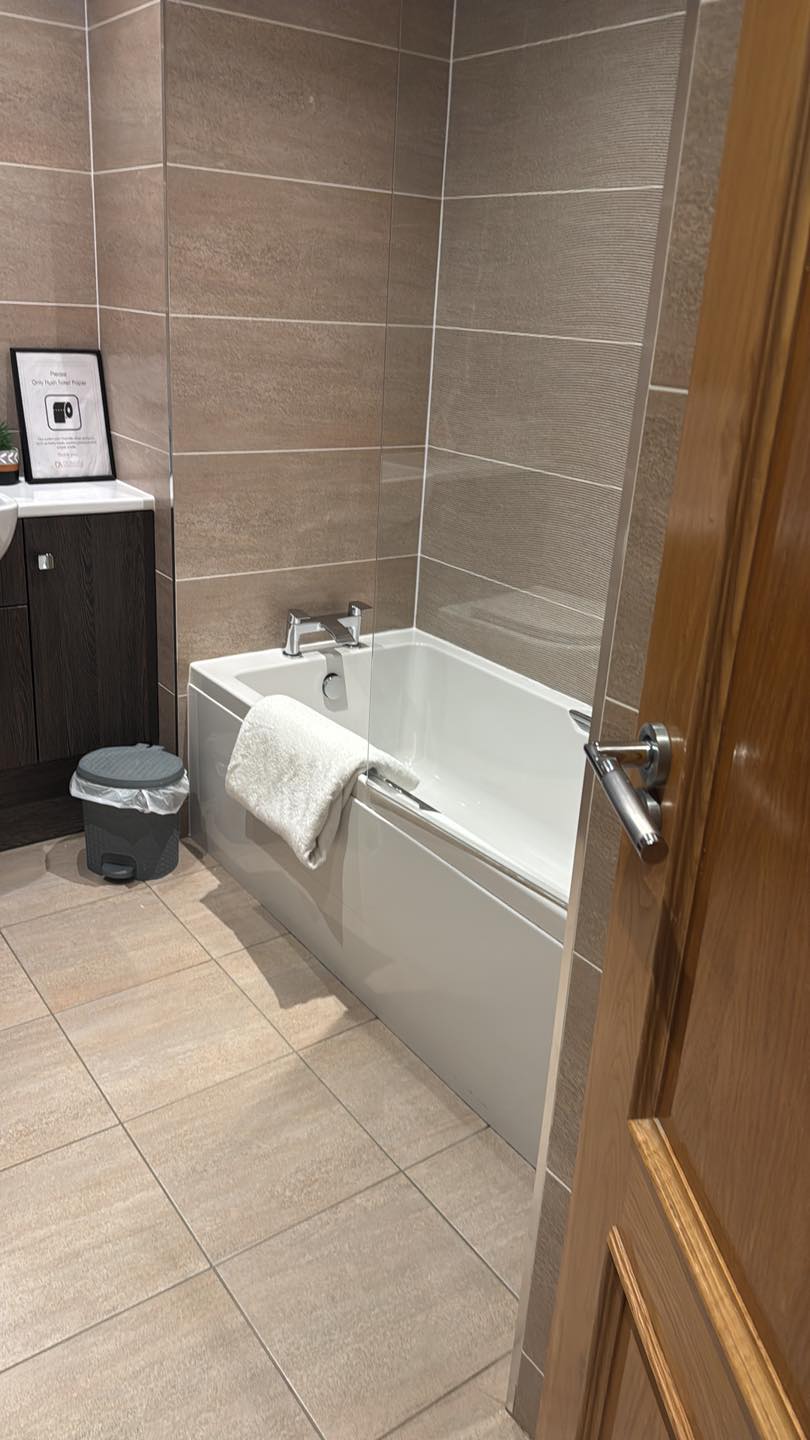 Professional cleaning services - before and after transformation